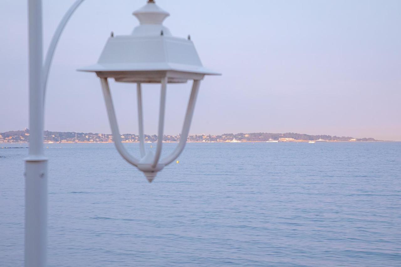 " Nid D'Amour " Evasion De Reve - Pieds Dans L'Eau Face A La Mer Cannes Exterior photo